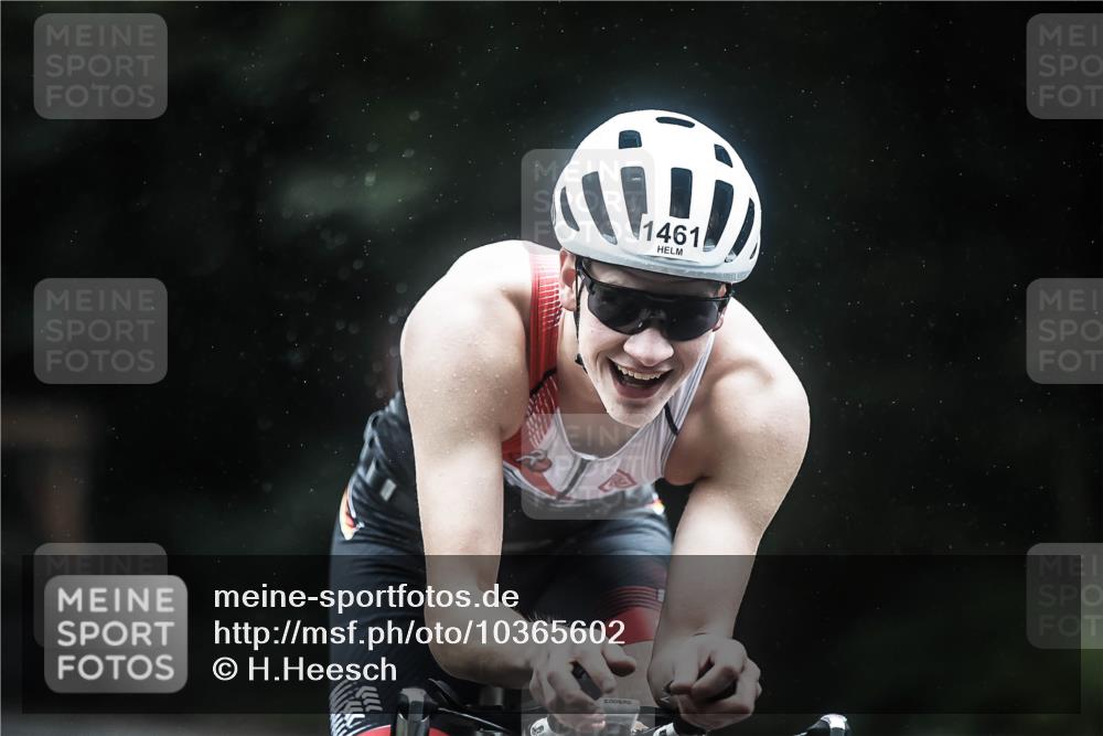 13.09.2026 - Stadtparktriathlon H.Heesch http://msf.ph/oto/10365602 13.09.2026 13:14:01 Radfahren 1198, 1265, 1286, 1289, 1385, 1461 meine-sportfotos.de