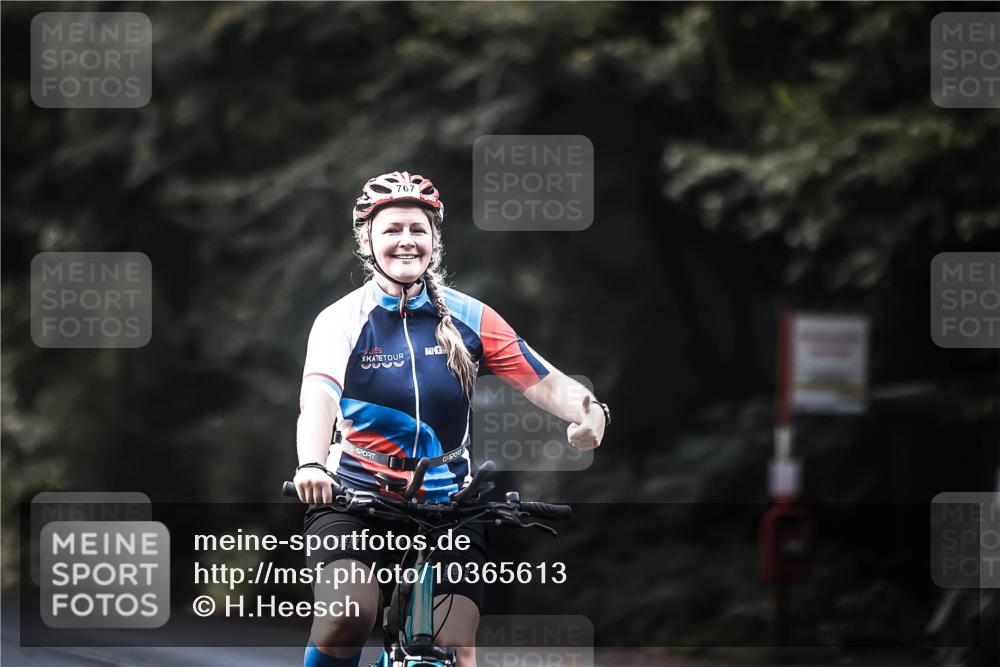 13.09.2026 - Stadtparktriathlon H.Heesch http://msf.ph/oto/10365613 13.09.2026 11:22:43 Radfahren 611, 656, 747, 767 meine-sportfotos.de