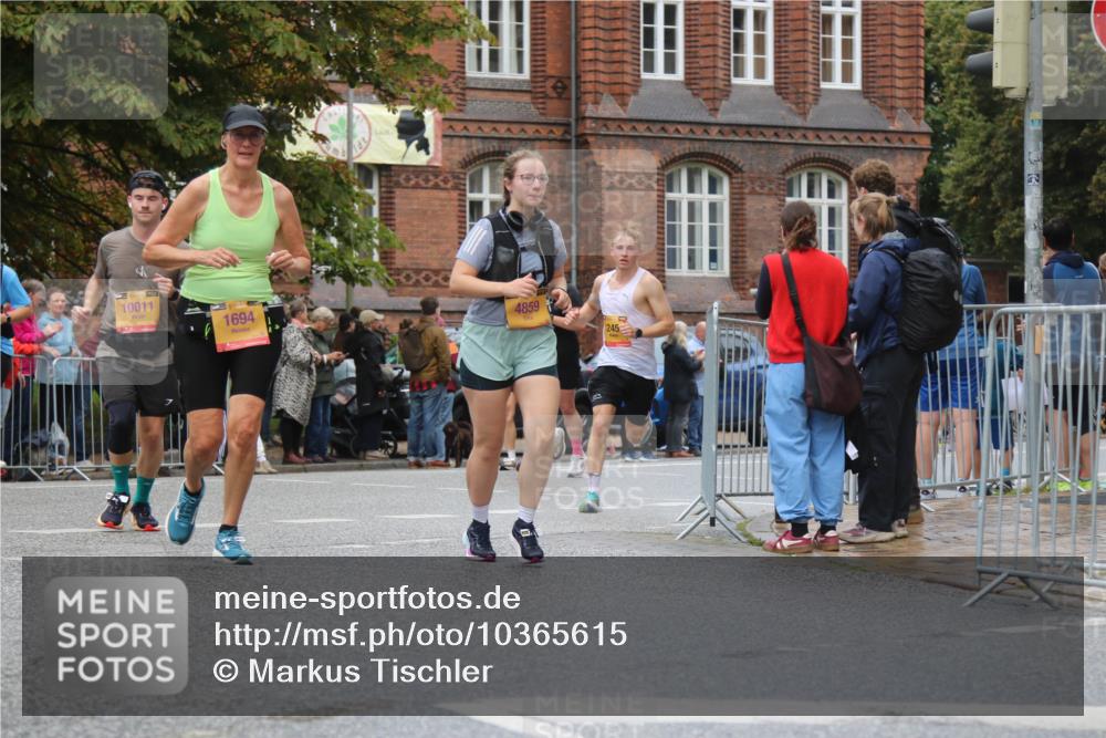 13.09.2026 - Kiel Lauf Markus Tischler http://msf.ph/oto/10365615 13.09.2026 12:06:03 Fleethörn 10011, 1694, 4859, 245 meine-sportfotos.de