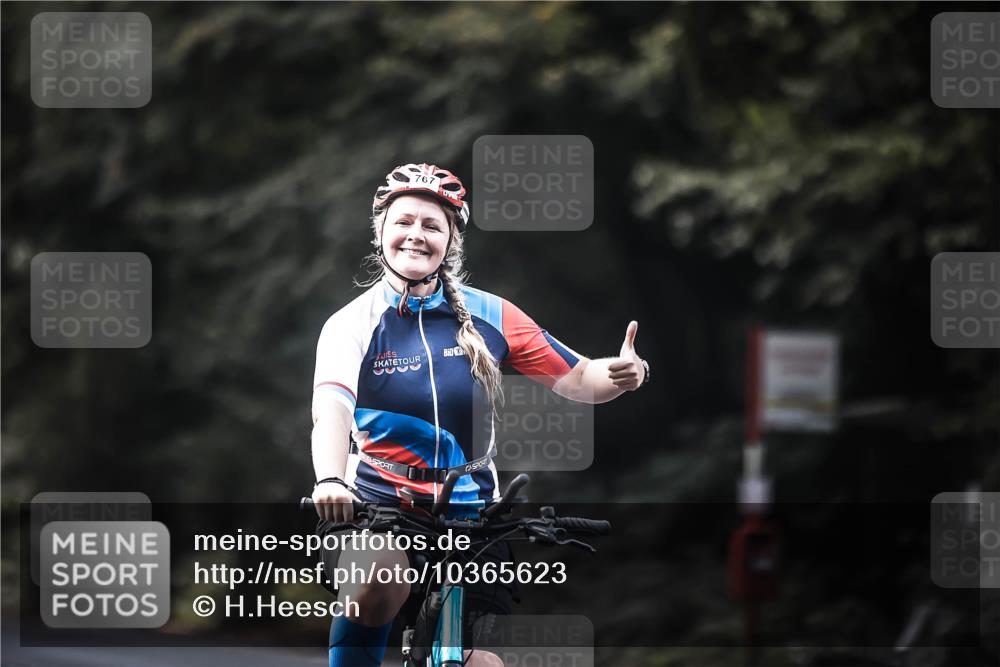 13.09.2026 - Stadtparktriathlon H.Heesch http://msf.ph/oto/10365623 13.09.2026 11:22:43 Radfahren 611, 656, 747, 767 meine-sportfotos.de
