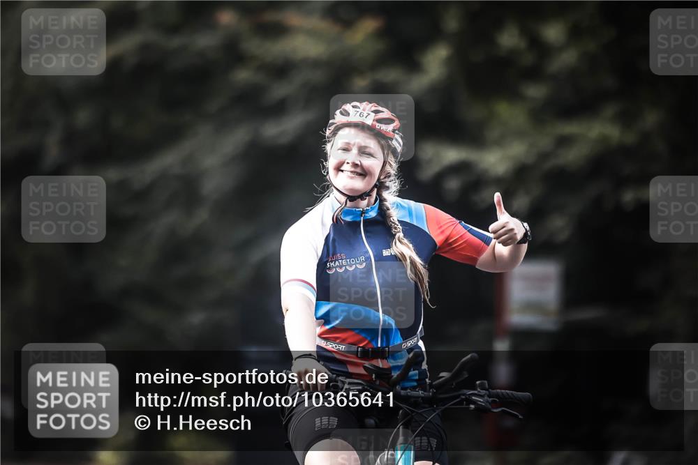 13.09.2026 - Stadtparktriathlon H.Heesch http://msf.ph/oto/10365641 13.09.2026 11:22:43 Radfahren 611, 656, 747, 767 meine-sportfotos.de