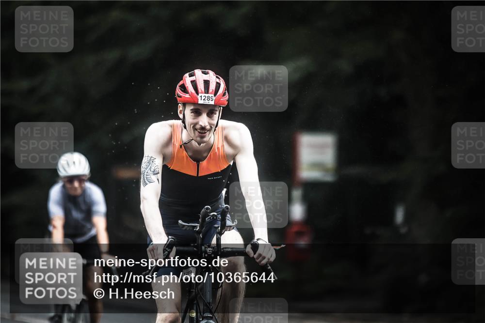13.09.2026 - Stadtparktriathlon H.Heesch http://msf.ph/oto/10365644 13.09.2026 13:14:04 Radfahren 1198, 1265, 1289, 1385, 1461, 1473 meine-sportfotos.de