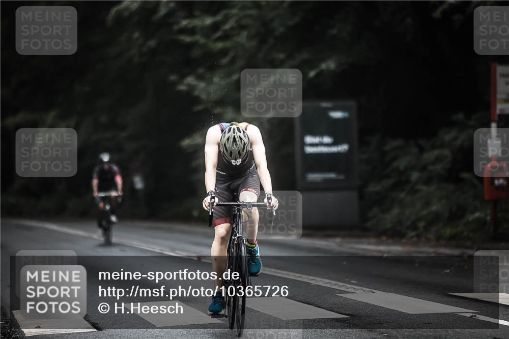 13.09.2026 - Stadtparktriathlon H.Heesch http://msf.ph/oto/10365726 13.09.2026 13:14:09 Radfahren 1198, 1265, 1289, 1343, 1344, 1473 meine-sportfotos.de