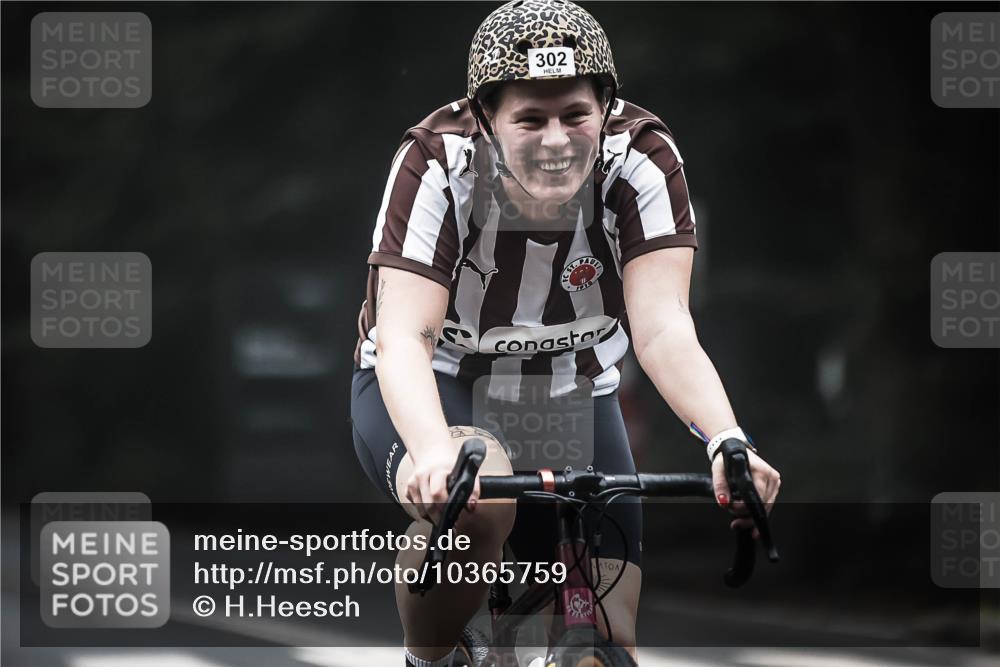 13.09.2026 - Stadtparktriathlon H.Heesch http://msf.ph/oto/10365759 13.09.2026 10:12:49 Radfahren 238, 265, 294, 302 meine-sportfotos.de