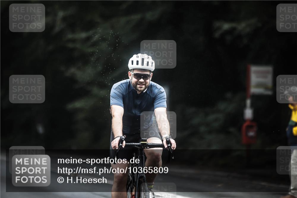 13.09.2026 - Stadtparktriathlon H.Heesch http://msf.ph/oto/10365809 13.09.2026 13:14:14 Radfahren 1343, 1344, 1353, 1473 meine-sportfotos.de