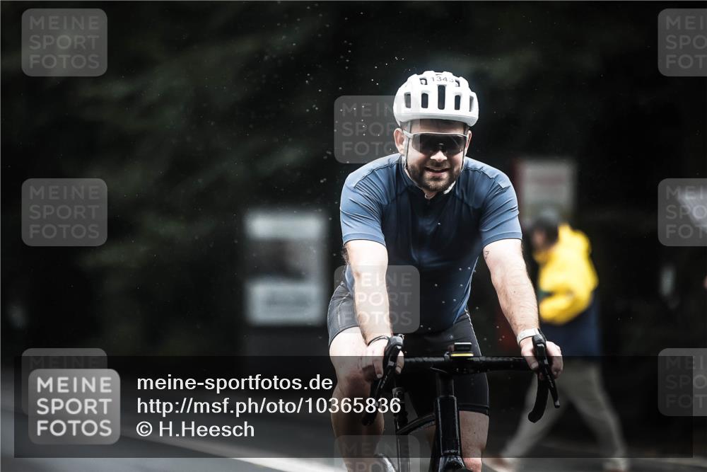13.09.2026 - Stadtparktriathlon H.Heesch http://msf.ph/oto/10365836 13.09.2026 13:14:15 Radfahren 1343, 1344, 1353, 1406, 1473 meine-sportfotos.de