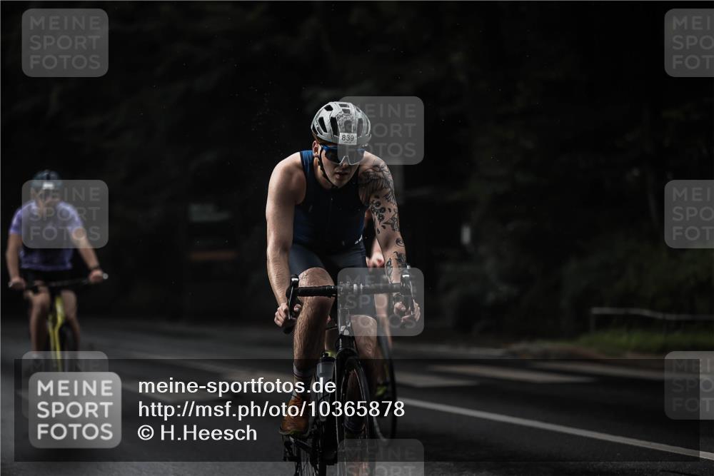 13.09.2026 - Stadtparktriathlon H.Heesch http://msf.ph/oto/10365878 13.09.2026 12:00:31 Radfahren 767, 829, 839, 917, 960, 1000, 1022, 1068 meine-sportfotos.de
