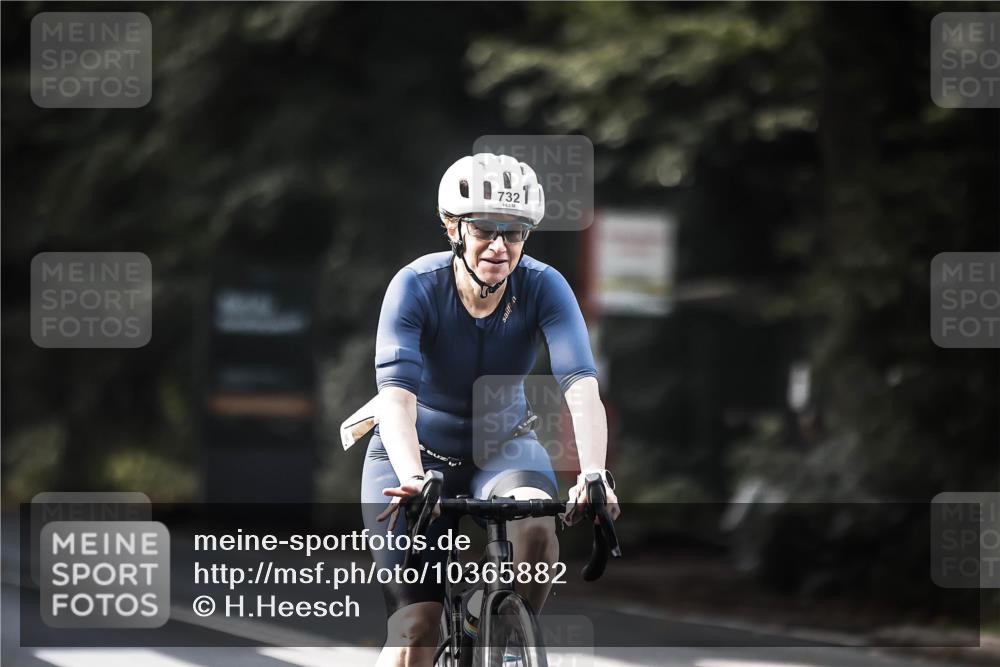 13.09.2026 - Stadtparktriathlon H.Heesch http://msf.ph/oto/10365882 13.09.2026 11:23:00 Radfahren 634, 698, 715, 732 meine-sportfotos.de