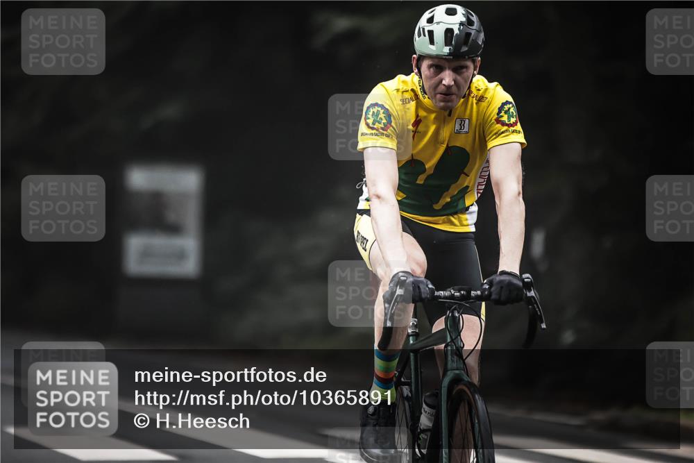 13.09.2026 - Stadtparktriathlon H.Heesch http://msf.ph/oto/10365891 13.09.2026 10:13:00 Radfahren 265, 310, 336 meine-sportfotos.de