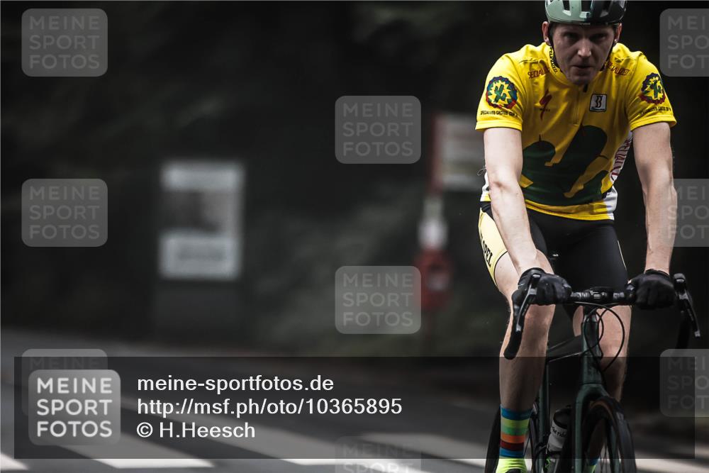13.09.2026 - Stadtparktriathlon H.Heesch http://msf.ph/oto/10365895 13.09.2026 10:13:00 Radfahren 265, 310, 336 meine-sportfotos.de