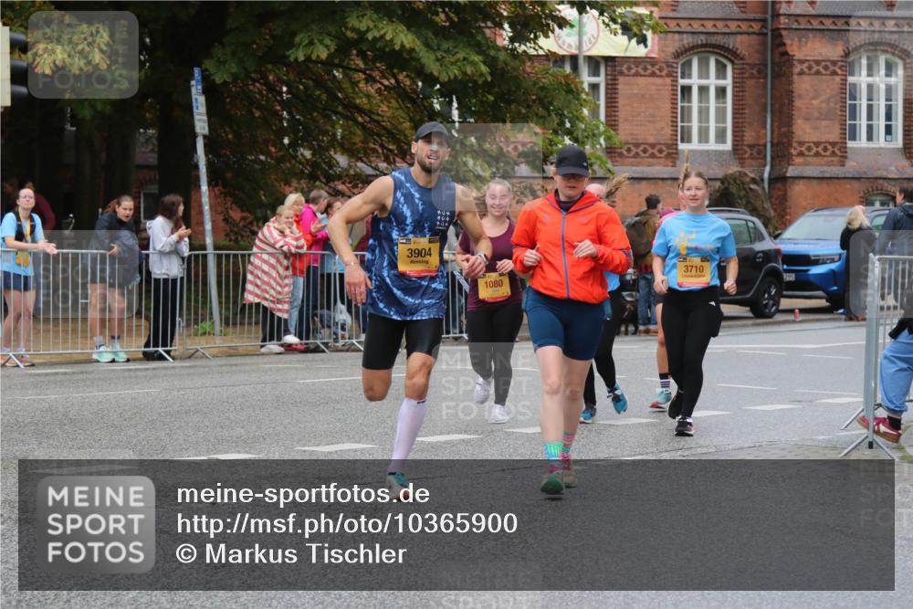 13.09.2026 - Kiel Lauf Markus Tischler http://msf.ph/oto/10365900 13.09.2026 12:07:39 Fleethörn 3904, 934, 1080, 3710, 295 meine-sportfotos.de