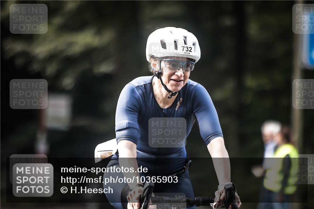 13.09.2026 - Stadtparktriathlon H.Heesch http://msf.ph/oto/10365903 13.09.2026 11:23:01 Radfahren 634, 698, 715, 732 meine-sportfotos.de