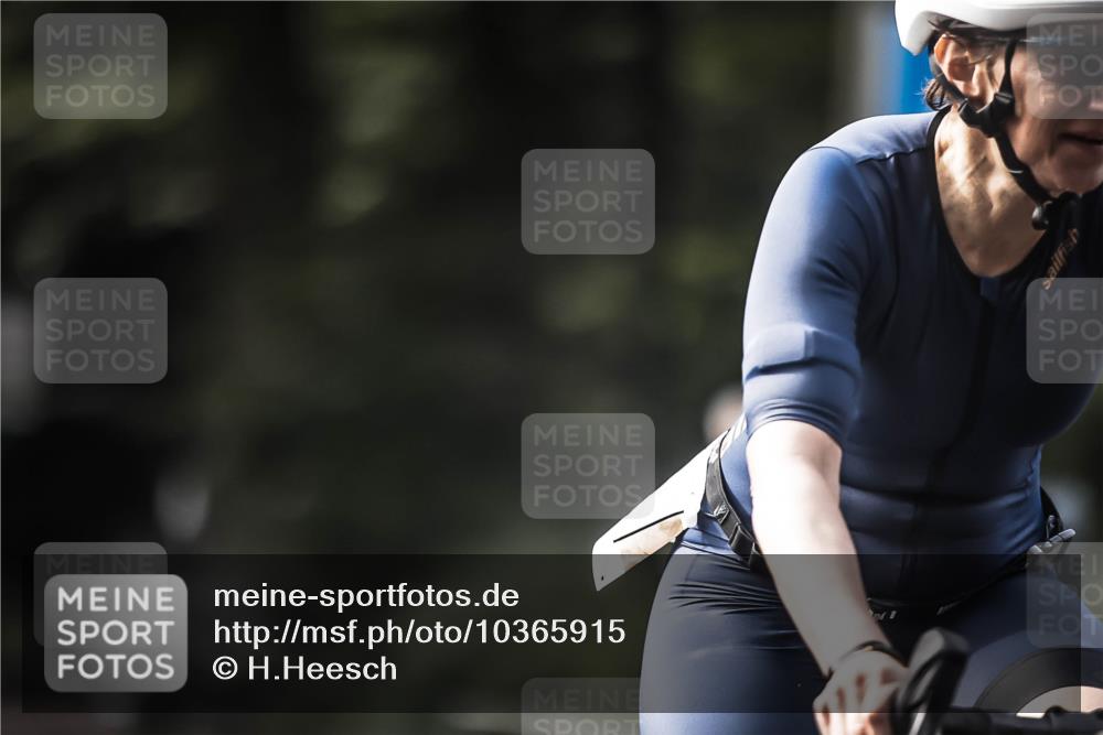 13.09.2026 - Stadtparktriathlon H.Heesch http://msf.ph/oto/10365915 13.09.2026 11:23:01 Radfahren 634, 698, 715, 732 meine-sportfotos.de
