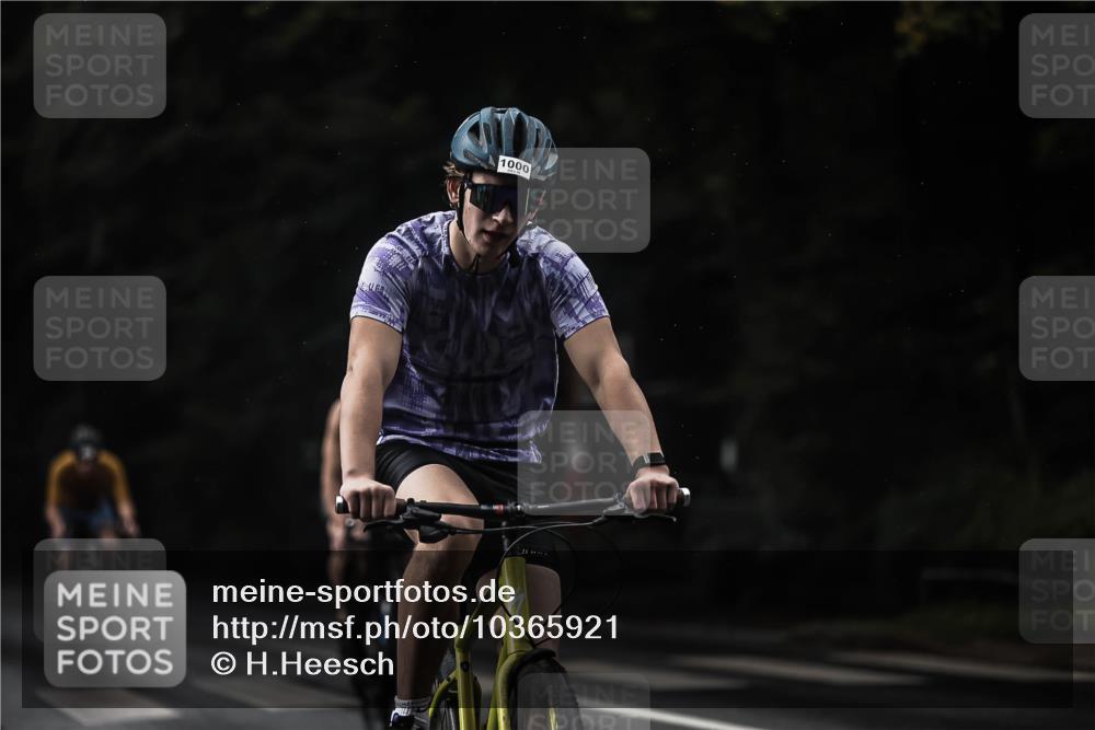 13.09.2026 - Stadtparktriathlon H.Heesch http://msf.ph/oto/10365921 13.09.2026 12:00:32 Radfahren 767, 829, 839, 917, 960, 1000, 1068 meine-sportfotos.de