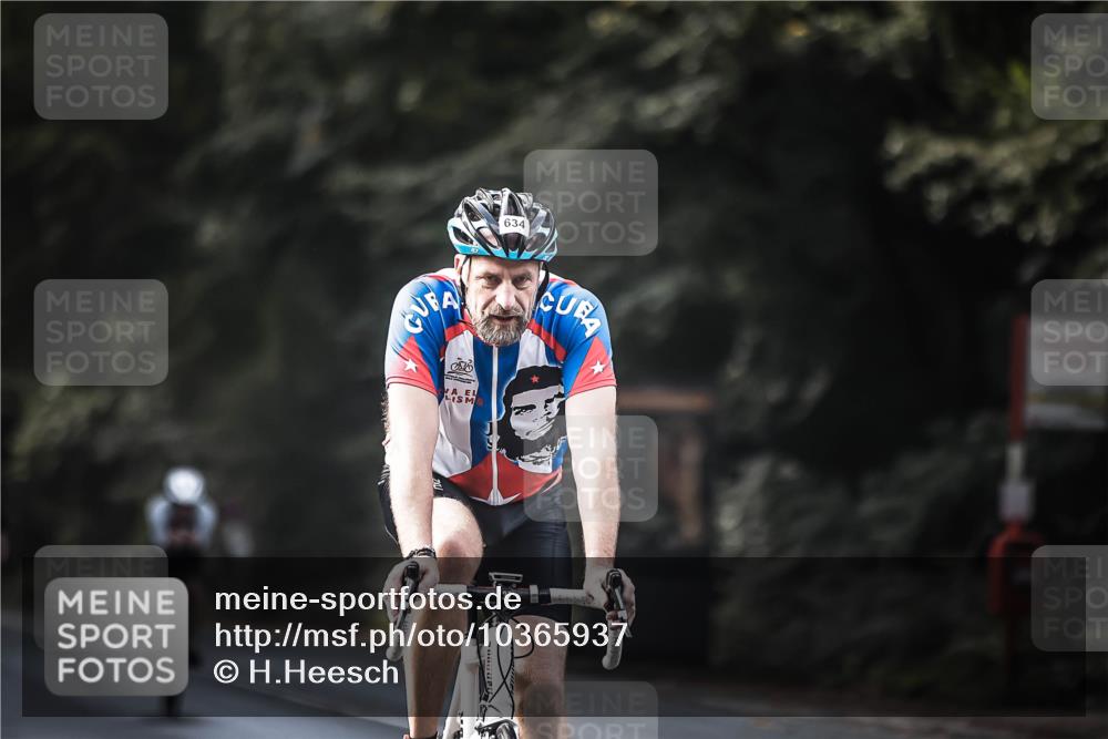 13.09.2026 - Stadtparktriathlon H.Heesch http://msf.ph/oto/10365937 13.09.2026 11:23:03 Radfahren 632, 634, 698, 732, 807 meine-sportfotos.de