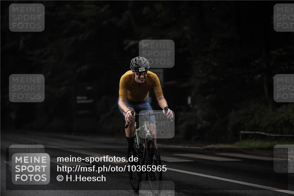 13.09.2026 - Stadtparktriathlon H.Heesch http://msf.ph/oto/10365965 13.09.2026 12:00:34 Radfahren 767, 829, 839, 866, 917, 960, 1000, 1068 meine-sportfotos.de