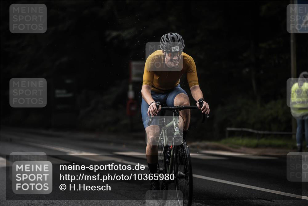 13.09.2026 - Stadtparktriathlon H.Heesch http://msf.ph/oto/10365980 13.09.2026 12:00:34 Radfahren 767, 829, 839, 866, 917, 960, 1000, 1068 meine-sportfotos.de