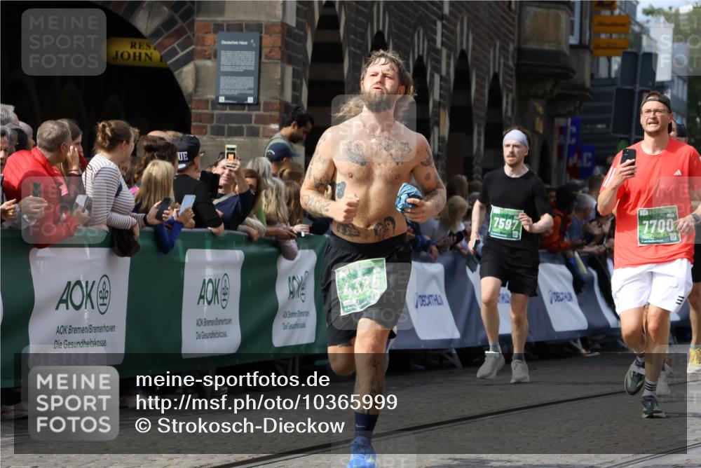 13.09.2026 - 21. swb-Marathon Bremen Strokosch-Dieckow http://msf.ph/oto/10365999 13.09.2026 13:35:32 Ziel 536, 1150, 2003, 2366, 2492, 2625, 2866, 3063, 3311, 3916, 4062, 4487, 4635, 4985, 5016, 5125, 5647, 6320, 6391, 6403, 6750, 6837, 7123, 7305, 7405, 7657, 7703, 7750, 7998, 8300, 8328, 8773, 9017, 9216, 9526, 9527, 13051, 13060, 156, 532, 607, 3087, 3226, 3704, 3780, 3857, 4326, 5308, 5467, 5468, 5584, 5586, 6465, 6466, 6644, 6649, 7235, 7597, 7675, 7700, 8816, 9784, 9862, 9892, 13121, 13213 meine-sportfotos.de