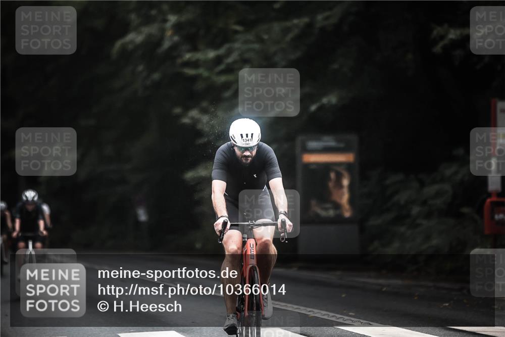 13.09.2026 - Stadtparktriathlon H.Heesch http://msf.ph/oto/10366014 13.09.2026 13:14:33 Radfahren 1202, 1283, 1341, 1435, 1453, 1464 meine-sportfotos.de