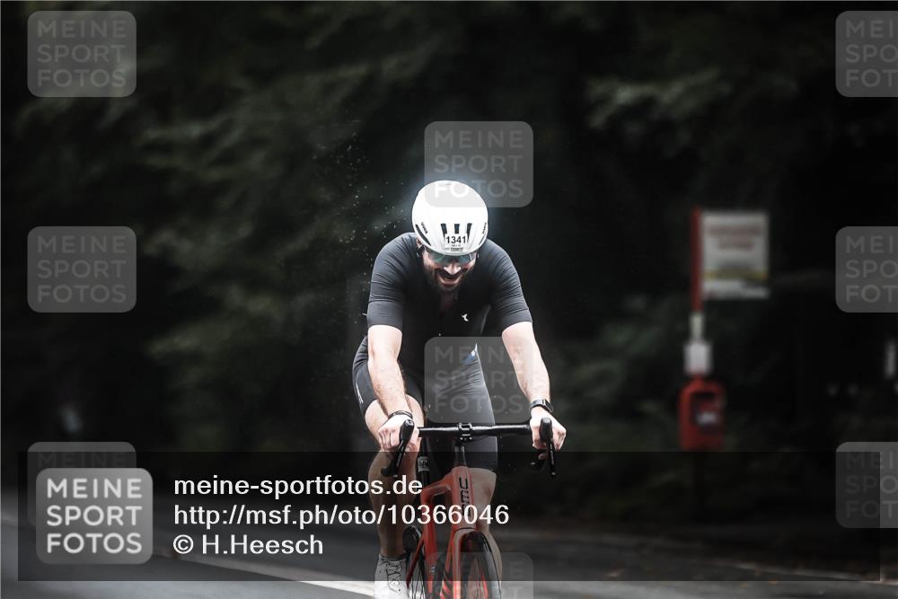 13.09.2026 - Stadtparktriathlon H.Heesch http://msf.ph/oto/10366046 13.09.2026 13:14:34 Radfahren 1283, 1312, 1341, 1400, 1435, 1453, 1464 meine-sportfotos.de