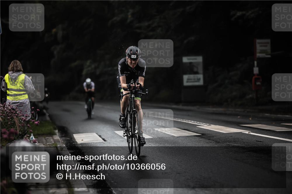 13.09.2026 - Stadtparktriathlon H.Heesch http://msf.ph/oto/10366056 13.09.2026 12:00:42 Radfahren 838, 866, 870 meine-sportfotos.de