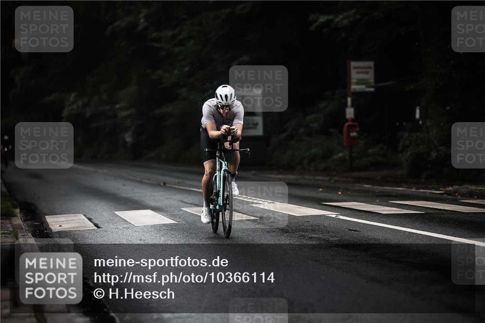13.09.2026 - Stadtparktriathlon H.Heesch http://msf.ph/oto/10366114 13.09.2026 12:00:44 Radfahren 838, 866, 870 meine-sportfotos.de