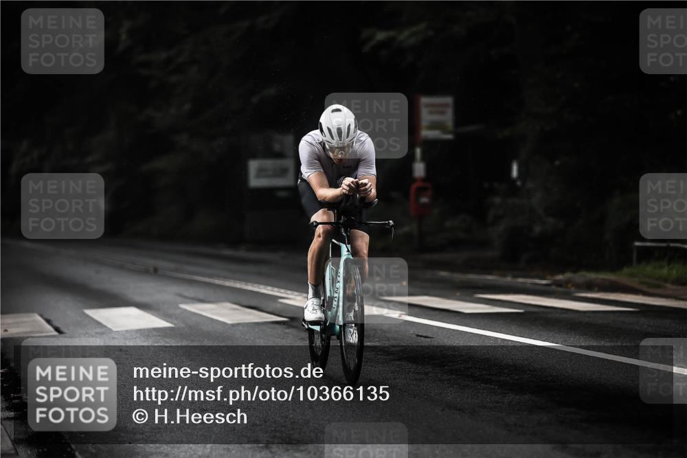 13.09.2026 - Stadtparktriathlon H.Heesch http://msf.ph/oto/10366135 13.09.2026 12:00:44 Radfahren 838, 866, 870 meine-sportfotos.de