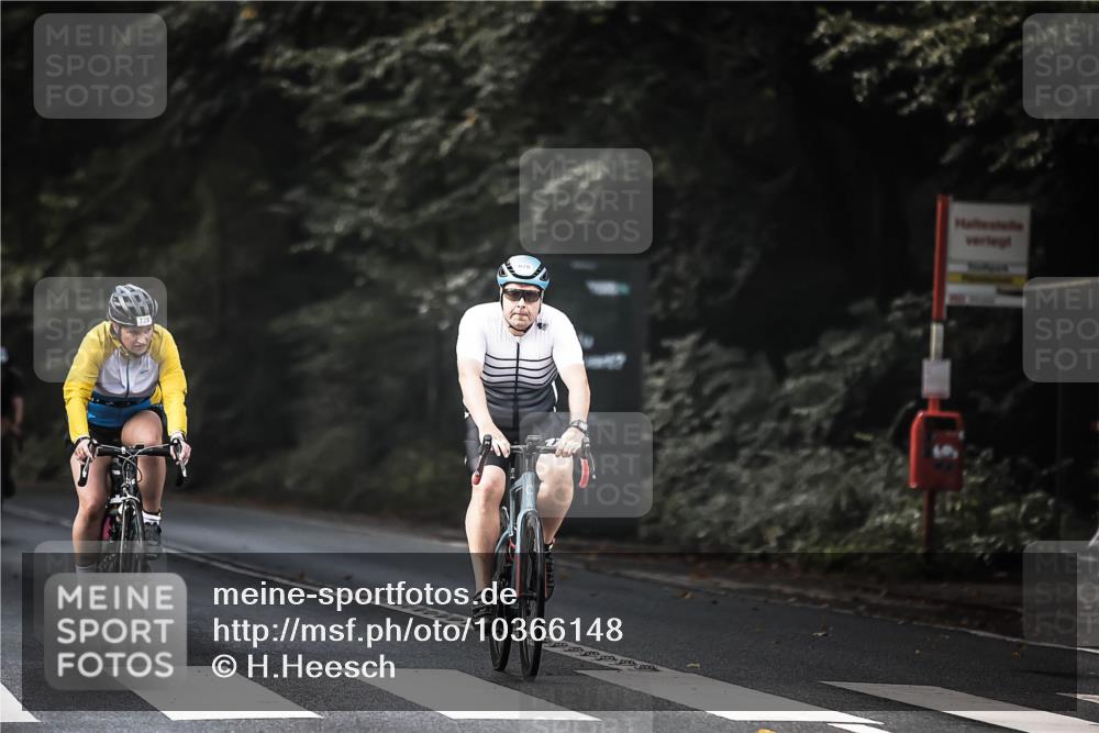 13.09.2026 - Stadtparktriathlon H.Heesch http://msf.ph/oto/10366148 13.09.2026 11:23:13 Radfahren 632, 678, 708, 728, 758, 800, 807 meine-sportfotos.de