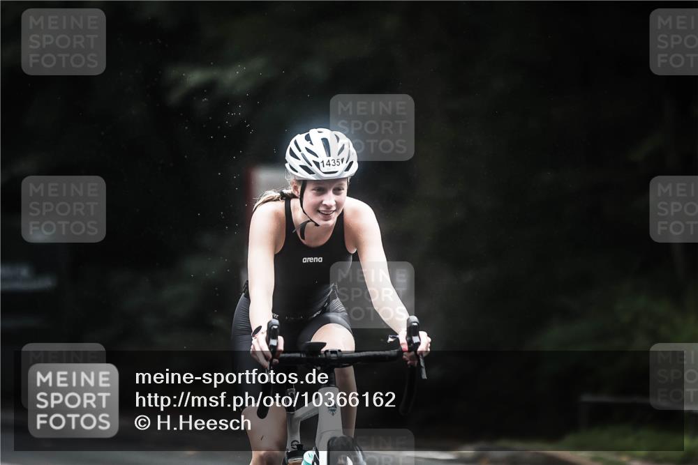 13.09.2026 - Stadtparktriathlon H.Heesch http://msf.ph/oto/10366162 13.09.2026 13:14:38 Radfahren 1283, 1312, 1341, 1360, 1391, 1400, 1410, 1435, 1464 meine-sportfotos.de