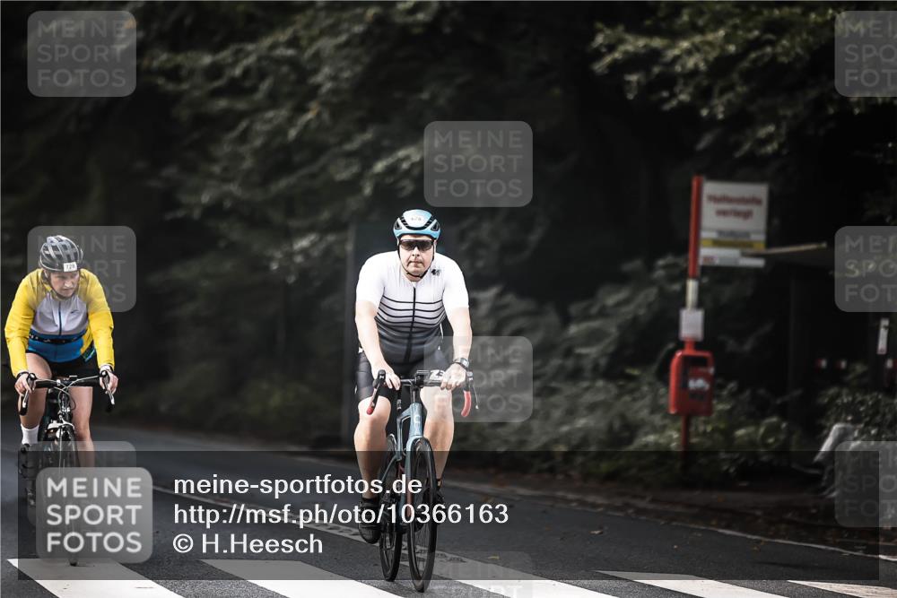 13.09.2026 - Stadtparktriathlon H.Heesch http://msf.ph/oto/10366163 13.09.2026 11:23:13 Radfahren 632, 678, 708, 728, 758, 800, 807 meine-sportfotos.de