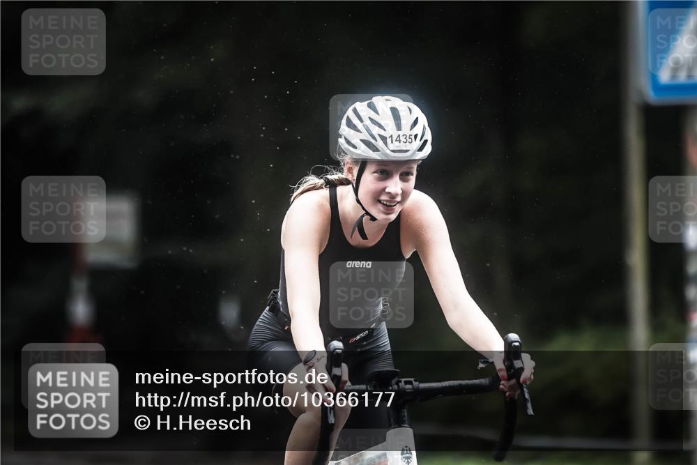 13.09.2026 - Stadtparktriathlon H.Heesch http://msf.ph/oto/10366177 13.09.2026 13:14:39 Radfahren 1283, 1312, 1341, 1360, 1391, 1400, 1410, 1435, 1464 meine-sportfotos.de
