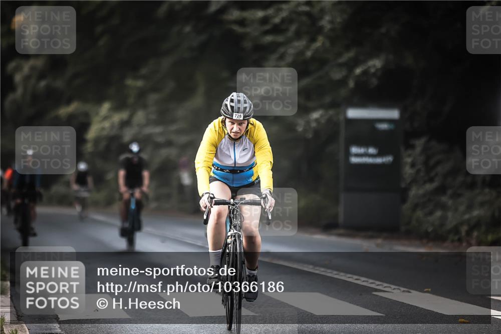 13.09.2026 - Stadtparktriathlon H.Heesch http://msf.ph/oto/10366186 13.09.2026 11:23:14 Radfahren 632, 678, 708, 728, 758, 800, 807 meine-sportfotos.de
