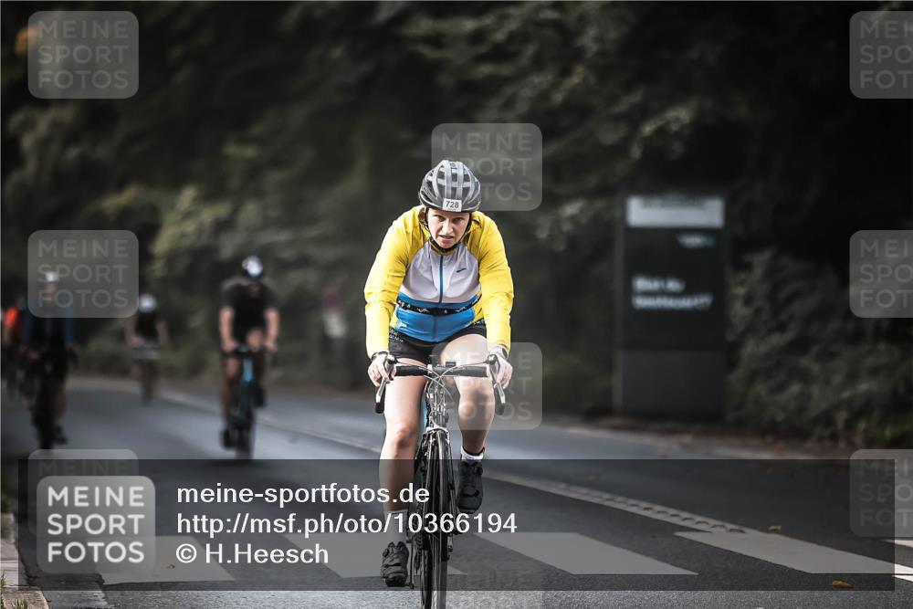 13.09.2026 - Stadtparktriathlon H.Heesch http://msf.ph/oto/10366194 13.09.2026 11:23:14 Radfahren 632, 678, 708, 728, 758, 800, 807 meine-sportfotos.de