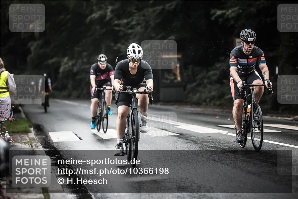 13.09.2026 - Stadtparktriathlon H.Heesch http://msf.ph/oto/10366198 13.09.2026 12:00:55 Radfahren 715, 841, 852, 961, 1064 meine-sportfotos.de