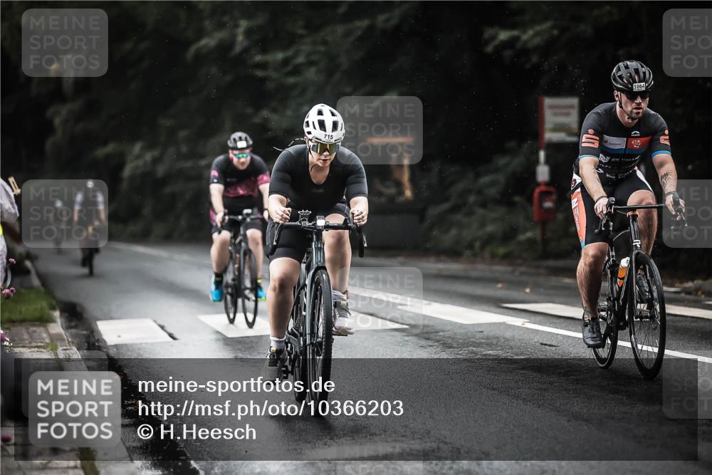13.09.2026 - Stadtparktriathlon H.Heesch http://msf.ph/oto/10366203 13.09.2026 12:00:56 Radfahren 715, 841, 852, 961, 1064 meine-sportfotos.de