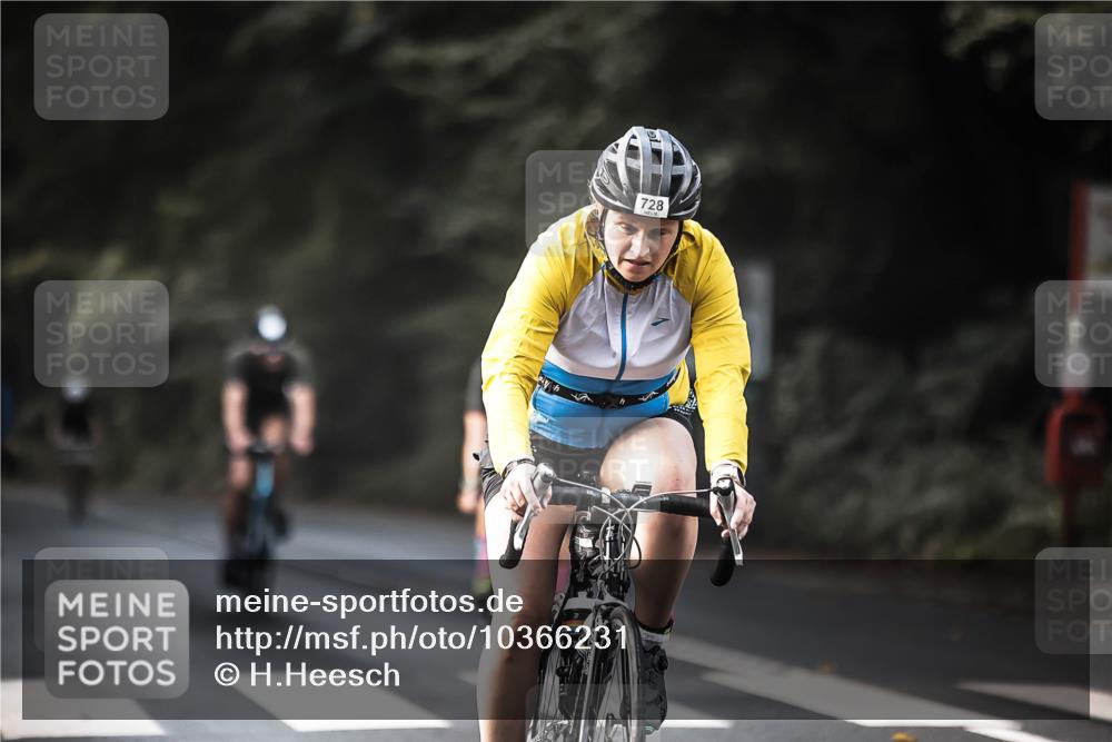 13.09.2026 - Stadtparktriathlon H.Heesch http://msf.ph/oto/10366231 13.09.2026 11:23:15 Radfahren 678, 708, 728, 758, 800, 807 meine-sportfotos.de