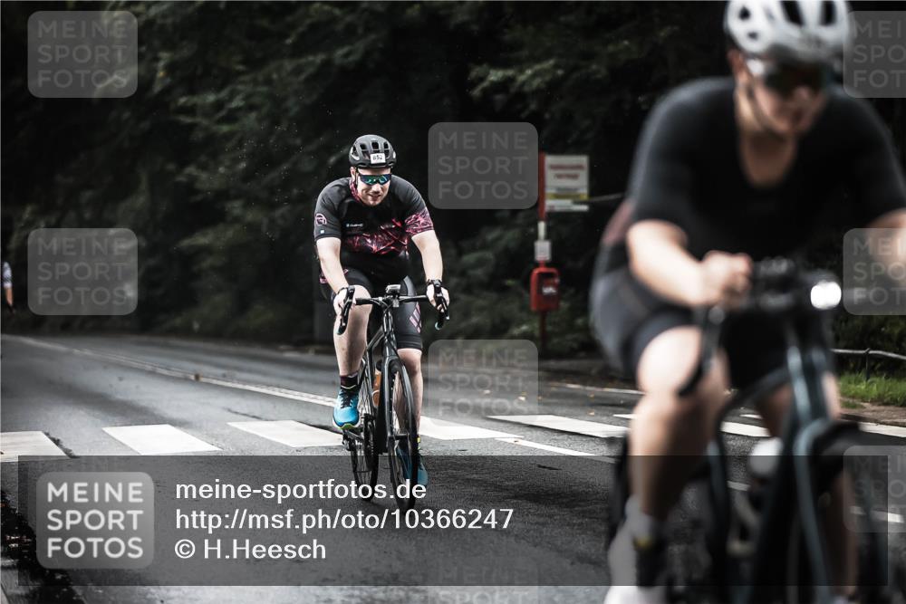 13.09.2026 - Stadtparktriathlon H.Heesch http://msf.ph/oto/10366247 13.09.2026 12:00:57 Radfahren 715, 841, 852, 961, 1064 meine-sportfotos.de