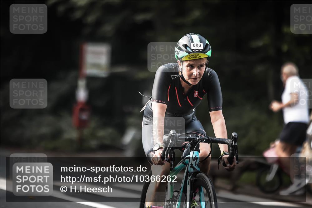13.09.2026 - Stadtparktriathlon H.Heesch http://msf.ph/oto/10366262 13.09.2026 11:23:16 Radfahren 678, 708, 728, 750, 758, 800 meine-sportfotos.de