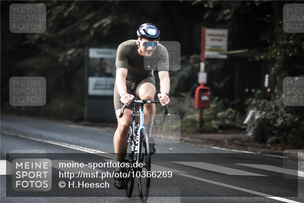 13.09.2026 - Stadtparktriathlon H.Heesch http://msf.ph/oto/10366269 13.09.2026 11:23:17 Radfahren 658, 678, 708, 728, 743, 750, 758, 800 meine-sportfotos.de