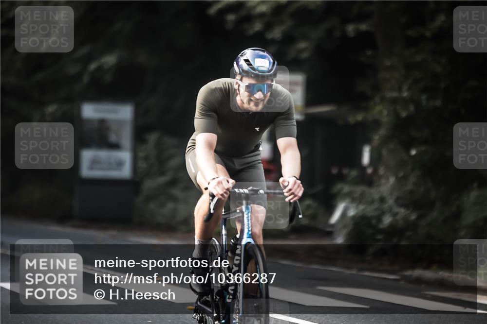 13.09.2026 - Stadtparktriathlon H.Heesch http://msf.ph/oto/10366287 13.09.2026 11:23:17 Radfahren 658, 678, 708, 728, 743, 750, 758, 800 meine-sportfotos.de
