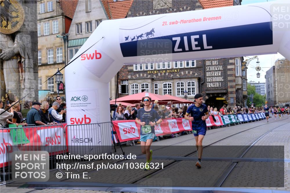 13.09.2026 - 21. swb-Marathon Bremen Tim E. http://msf.ph/oto/10366321 13.09.2026 13:04:03 Ziel 1090, 1587, 2889, 3092, 5024, 5143, 5719, 6973, 8096, 9642 meine-sportfotos.de