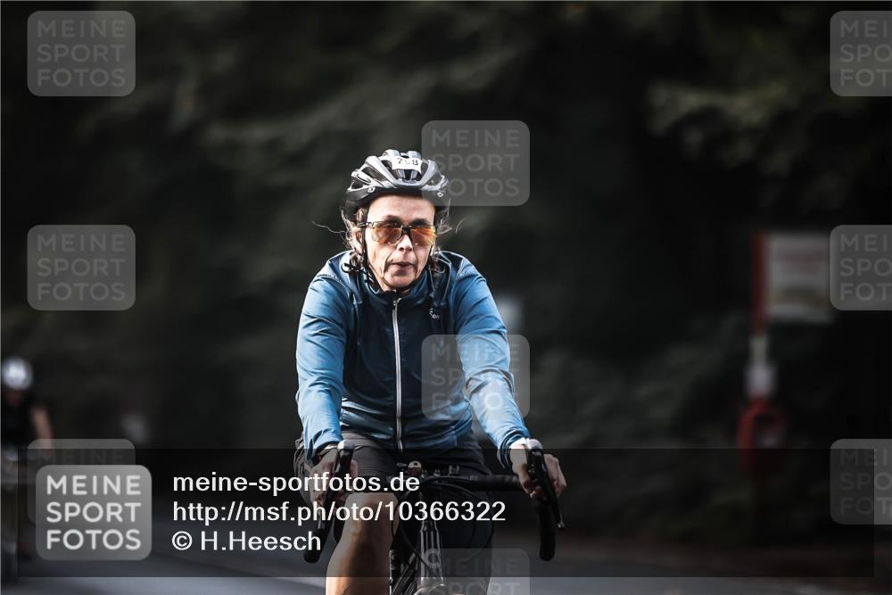 13.09.2026 - Stadtparktriathlon H.Heesch http://msf.ph/oto/10366322 13.09.2026 11:23:19 Radfahren 658, 678, 708, 728, 738, 743, 750, 758, 800 meine-sportfotos.de
