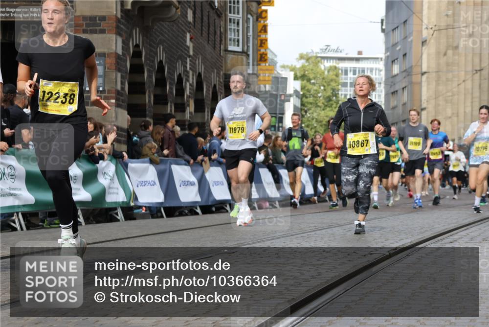 13.09.2026 - 21. swb-Marathon Bremen Strokosch-Dieckow http://msf.ph/oto/10366364 13.09.2026 11:00:06 Ziel 10236, 10355, 10669, 10691, 10928, 10929, 11054, 11056, 11089, 11194, 11419, 11427, 11501, 11637, 11803, 11904, 12138, 12238, 12239, 12242, 12243, 12388, 12480, 12527, 10144, 10801, 10810, 11016, 11129, 11547, 11587, 11588, 11589, 11623, 12105, 12106, 12190, 12291, 12352, 12394, 12530, 12531 meine-sportfotos.de