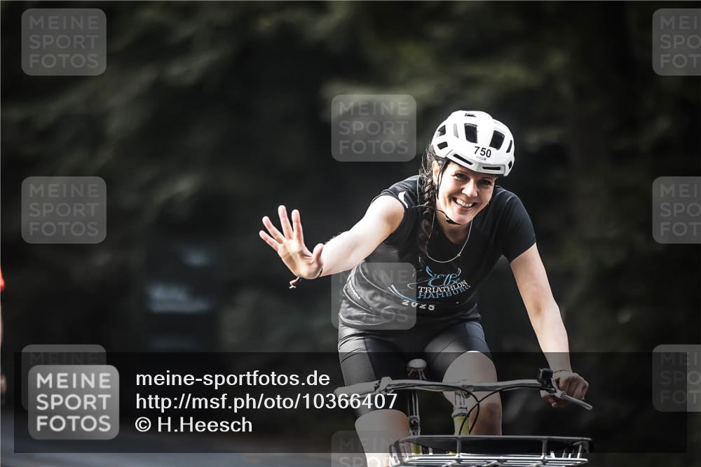 13.09.2026 - Stadtparktriathlon H.Heesch http://msf.ph/oto/10366407 13.09.2026 11:23:23 Radfahren 658, 708, 714, 738, 743, 750, 758, 773, 790 meine-sportfotos.de