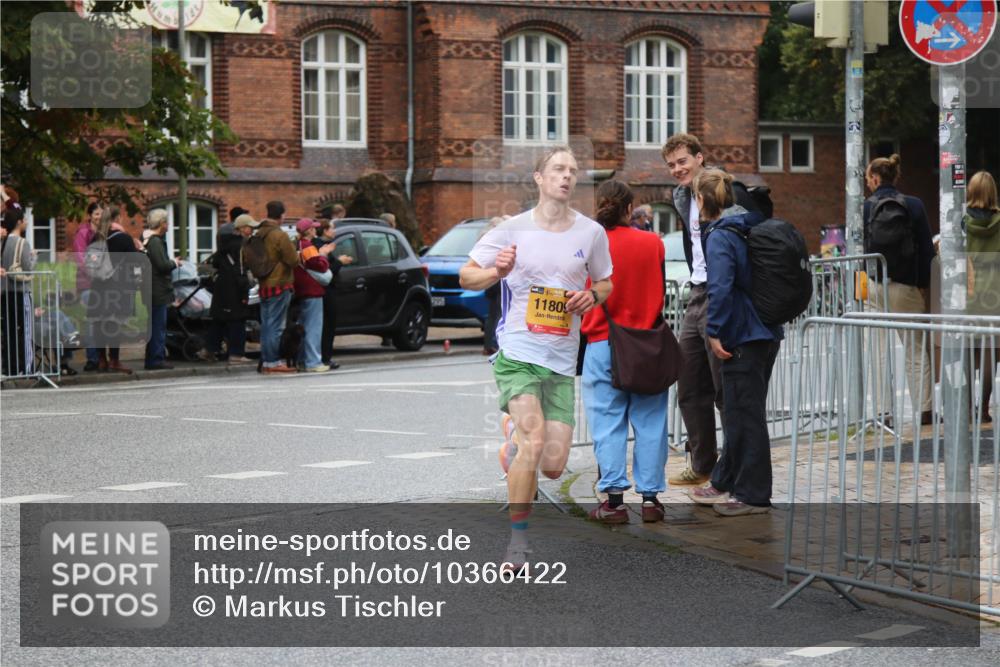 13.09.2026 - Kiel Lauf Markus Tischler http://msf.ph/oto/10366422 13.09.2026 12:11:31 Fleethörn 00, 200, 300, 32, 38, 11809 meine-sportfotos.de