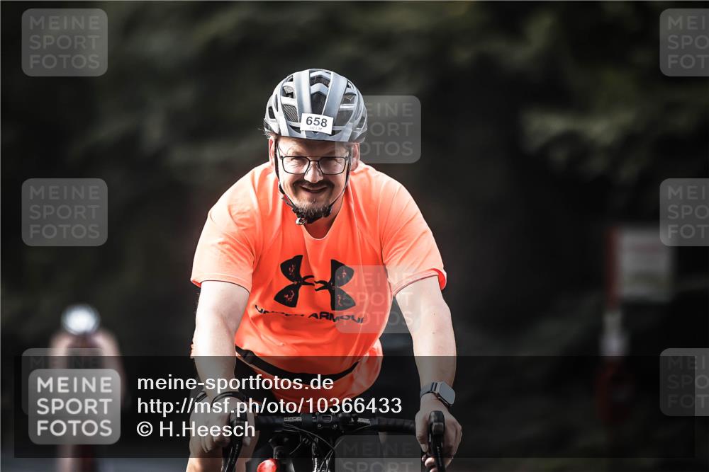 13.09.2026 - Stadtparktriathlon H.Heesch http://msf.ph/oto/10366433 13.09.2026 11:23:23 Radfahren 658, 708, 714, 738, 743, 750, 758, 773, 790 meine-sportfotos.de