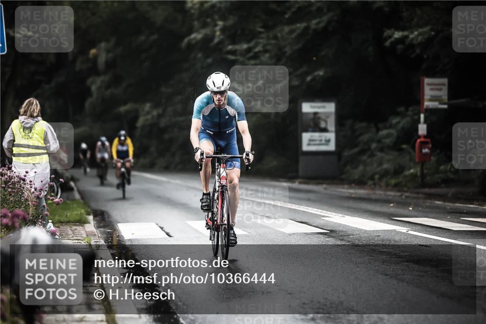 13.09.2026 - Stadtparktriathlon H.Heesch http://msf.ph/oto/10366444 13.09.2026 12:01:09 Radfahren 728, 874, 885, 907, 928 meine-sportfotos.de