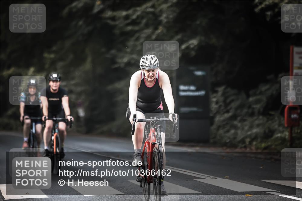 13.09.2026 - Stadtparktriathlon H.Heesch http://msf.ph/oto/10366462 13.09.2026 11:23:25 Radfahren 658, 714, 738, 743, 750, 758, 773, 790 meine-sportfotos.de