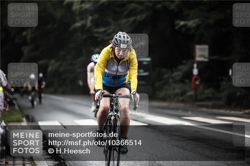 13.09.2026 - Stadtparktriathlon H.Heesch http://msf.ph/oto/10366514 13.09.2026 12:01:13 Radfahren 728, 874, 907, 1006, 1050 meine-sportfotos.de