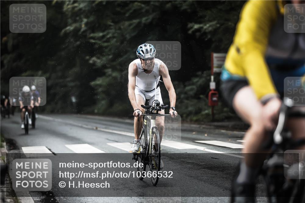 13.09.2026 - Stadtparktriathlon H.Heesch http://msf.ph/oto/10366532 13.09.2026 12:01:14 Radfahren 728, 835, 874, 907, 1006, 1050 meine-sportfotos.de